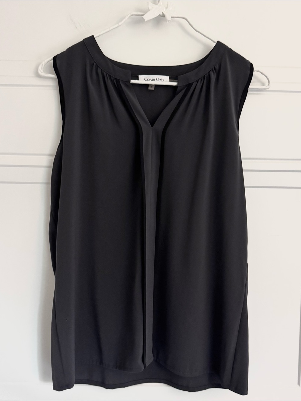 Calvin Klein Matte V-Neck Shoulder Pleat Sleeveless Top, S